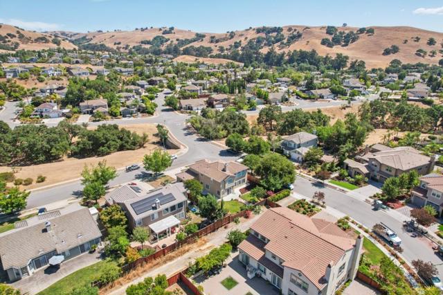 6307 Hematite Court, San Jose CA: https://media.crmls.org/mediaz/d7593da2-f520-4865-8fd7-8eb2b067c865.jpg