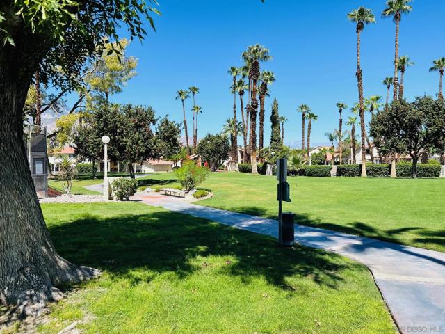 6135 Montecito Dr #5, Palm Springs, CA 92264