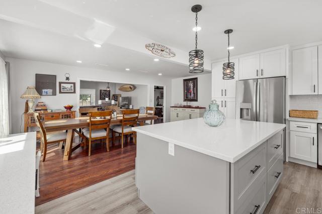 852 5th Street, Imperial Beach CA: https://media.crmls.org/mediaz/d7596b31-0539-42bd-9ffe-c4e43dfbbddc.jpg