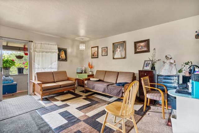 2945 Capitola Road, Santa Cruz CA: https://media.crmls.org/mediaz/d759d32d-3369-4ca1-a26c-e1c3f7a617db.jpg