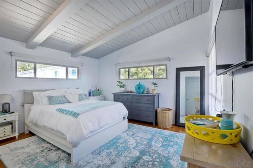 MLS #250043716SD image #15