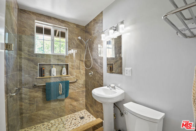 10039 La Rosa Drive, Temple City CA: https://media.crmls.org/mediaz/d759f993-e195-4bd3-9f0e-66817f4be8f3.jpg