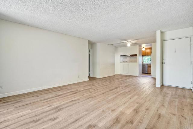 Detail Gallery Image 10 of 27 For 6180 Agee Street #159,  –,  CA 92122 - 2 Beds | 1 Baths