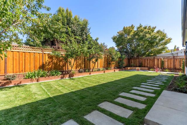 1599 Bonita Avenue, Mountain View CA: https://media.crmls.org/mediaz/d75d7208-c8d4-46df-8275-a3590dc89296.jpg