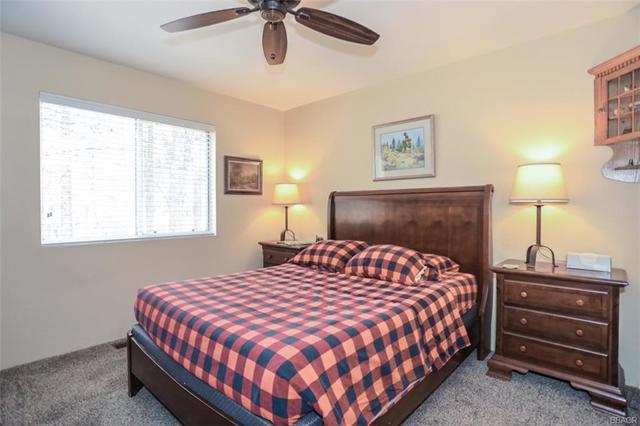 2324 Manzanita Lane, Big Bear CA: https://media.crmls.org/mediaz/d75de0a1-ac7d-4b4f-9893-560579d645f6.jpg