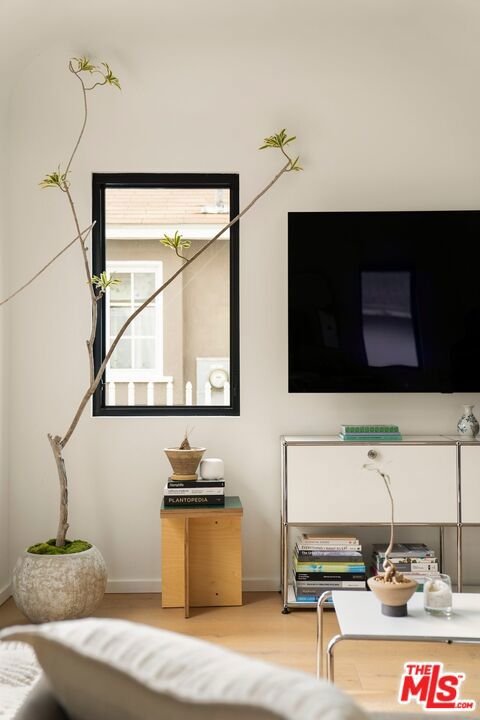 4513 Verdugo Road, Los Angeles CA: https://media.crmls.org/mediaz/d75e97be-e06f-479a-842a-2654b6feb248.jpg