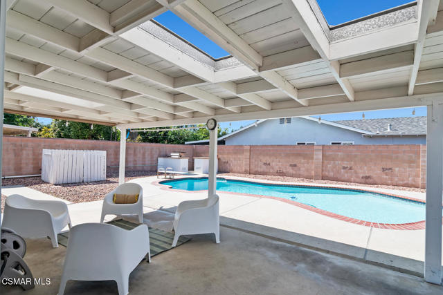 1791 Hewitt Place, Simi Valley CA: https://media.crmls.org/mediaz/d75eedb9-9534-4743-95f9-f96ae6f6fbbf.jpg