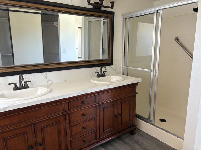 Detail Gallery Image 28 of 41 For 735 Rivertree Dr, Oceanside,  CA 92058 - 4 Beds | 3 Baths