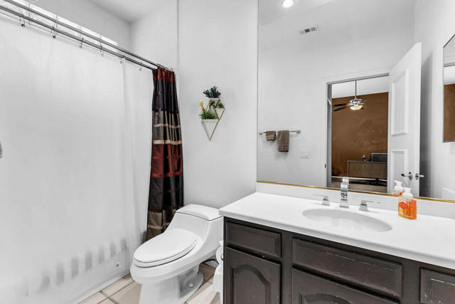 29 El Roble Court, Rancho Mirage CA: https://media.crmls.org/mediaz/d75f2a33-75bd-46fb-9fde-e56a8104293f.jpg