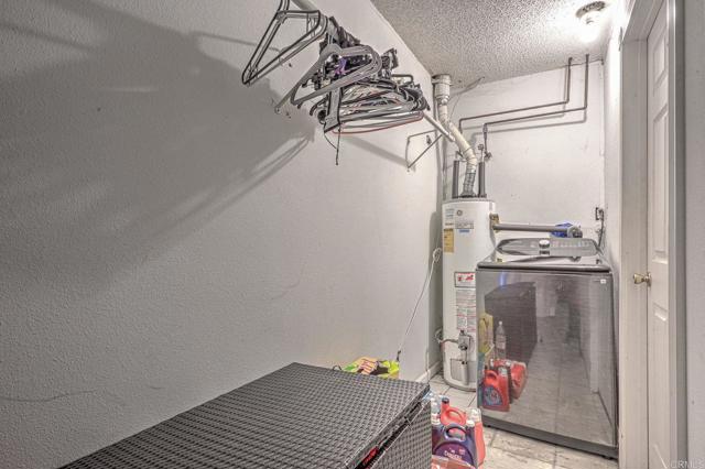 Detail Gallery Image 16 of 19 For 524 Parkbrook St, Spring Valley,  CA 91977 - 3 Beds | 1/1 Baths