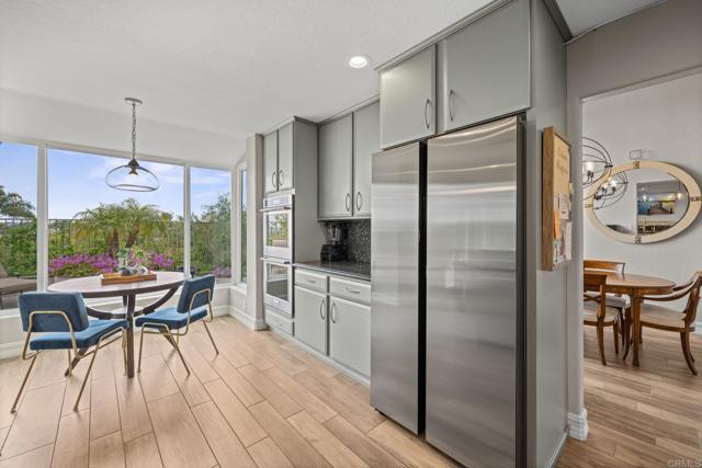 7045 Via Cabana, Carlsbad CA: https://media.crmls.org/mediaz/d7634543-9c63-4241-bf3a-9eea06f6b350.jpg
