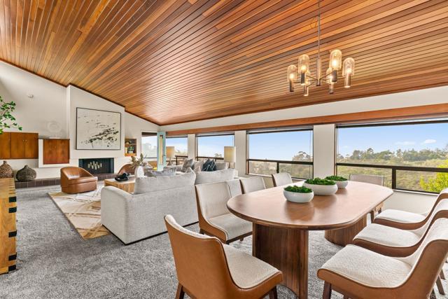 6960 Via Estrada, La Jolla CA: https://media.crmls.org/mediaz/d763818d-7e46-4171-b4bd-4cf507b11afb.jpg