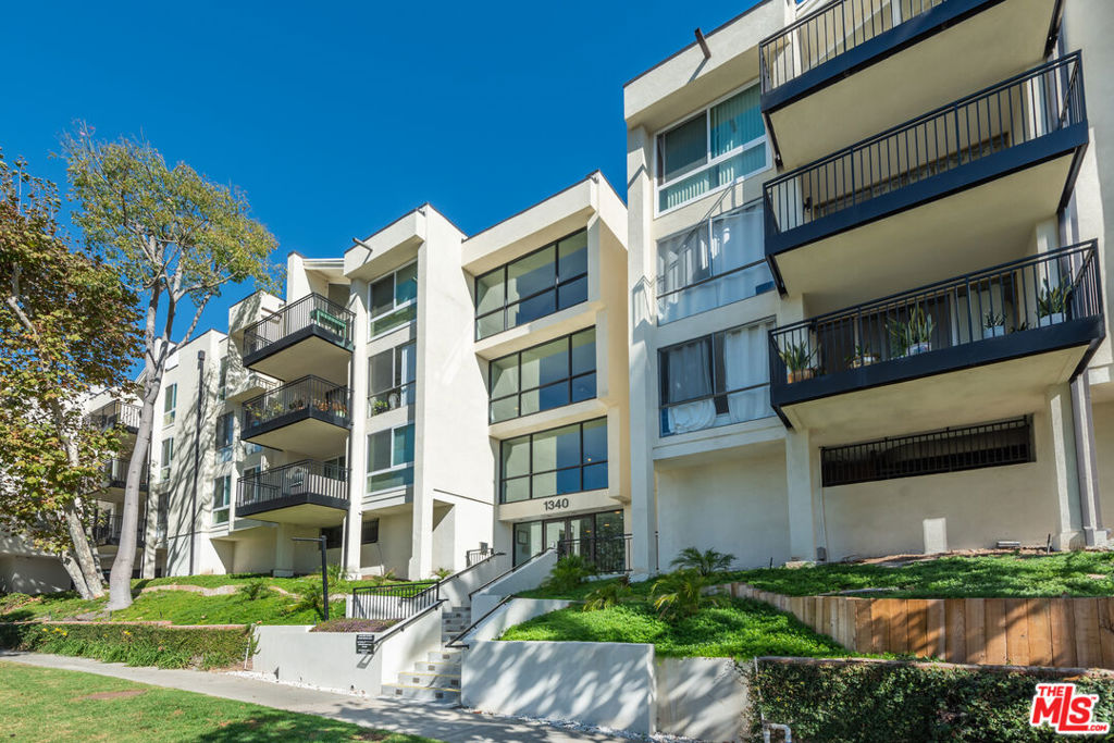 MLS #25612981 image #13