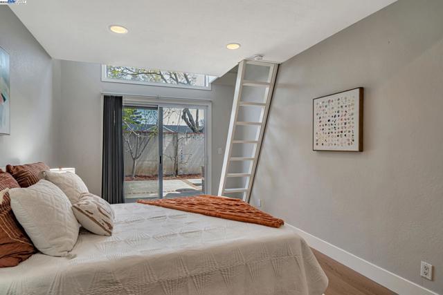 1549 Trimingham Drive, Pleasanton CA: https://media.crmls.org/mediaz/d76518df-b49c-4d20-83ca-72e6b1dc5030.jpg