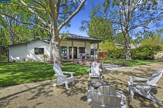 2559 Romley Ln, Alamo CA: https://media.crmls.org/mediaz/d7667c2b-bf2e-475c-ae12-160b9acd01c4.jpg