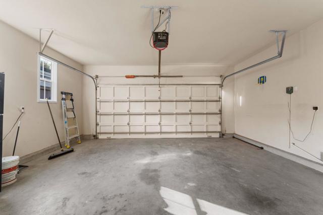 9652 Cooper Place, Gilroy CA: https://media.crmls.org/mediaz/d7669de1-f4b5-401c-aaa7-9e8626f8bda5.jpg