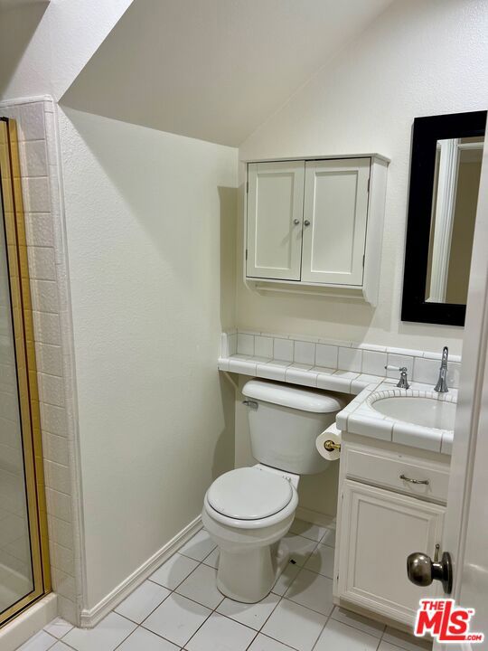 1586 Palisades Drive, Pacific Palisades CA: https://media.crmls.org/mediaz/d766bacd-3569-4867-81d0-65c762a5446d.jpg