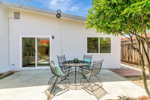 409 Gibbons Court, Milpitas CA: https://media.crmls.org/mediaz/d7676c9a-631e-4ae2-a857-e27e4bf8242e.jpg