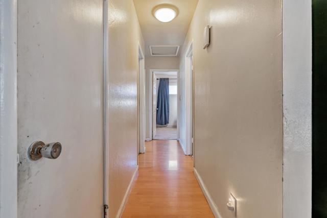 130 Cypress Street, Redwood City CA: https://media.crmls.org/mediaz/d76786d7-5d44-4ee0-b281-972db3aa4ce0.jpg