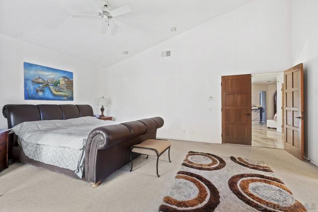 10405 White Birch Dr, San Diego CA: https://media.crmls.org/mediaz/d768254a-7922-4e28-ad97-29b09541d753.jpg