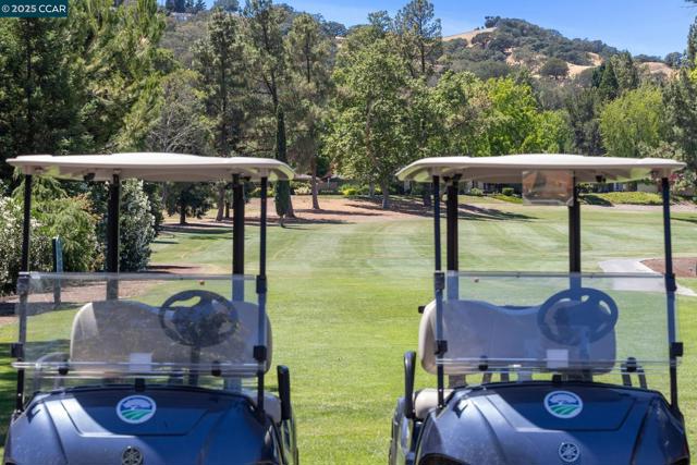 1150 Canyonwood Court, Walnut Creek CA: https://media.crmls.org/mediaz/d76885c3-0400-48a6-939f-a20417dcc4cb.jpg