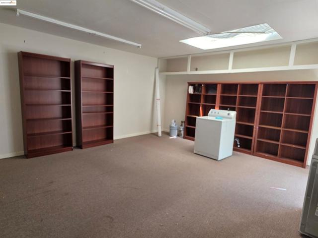 4990 Hames Dr, Concord CA: https://media.crmls.org/mediaz/d76a4517-120a-4430-9ea6-6c7b2b941149.jpg