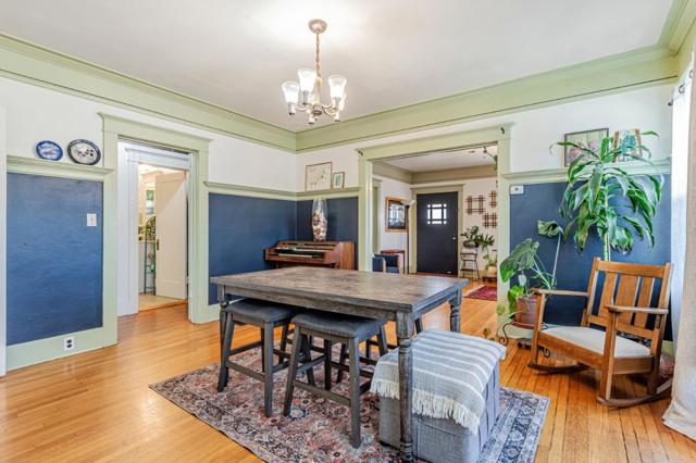30 W Lake Avenue, Watsonville CA: https://media.crmls.org/mediaz/d76b3e34-0484-45d7-837b-80668324756c.jpg