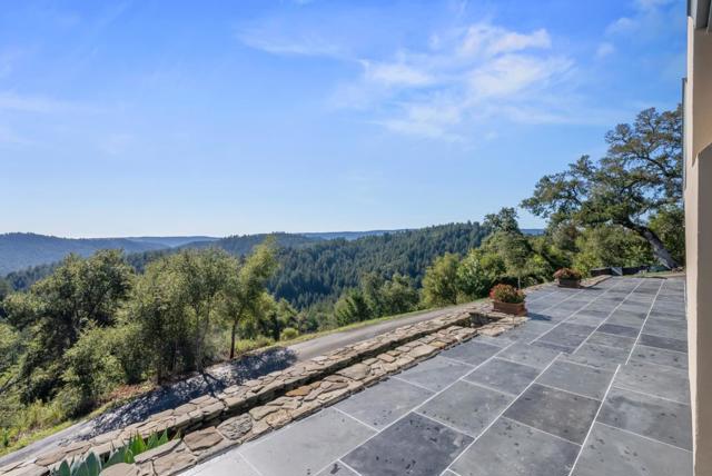 15220 Upper Ellen Road, Los Gatos CA: https://media.crmls.org/mediaz/d76bb75d-a29f-4e0d-b65f-249189d062ab.jpg