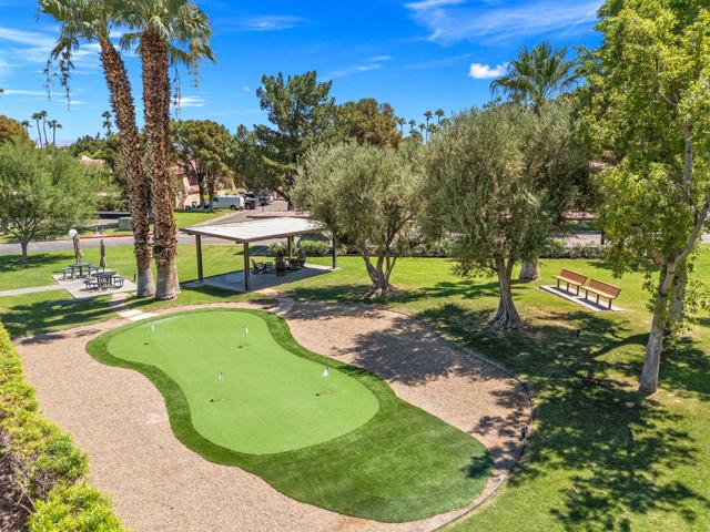 675 N Los Felices W Circle, Palm Springs CA: https://media.crmls.org/mediaz/d76bf4e1-035b-4cda-89bd-f6d0b71ac7e6.jpg
