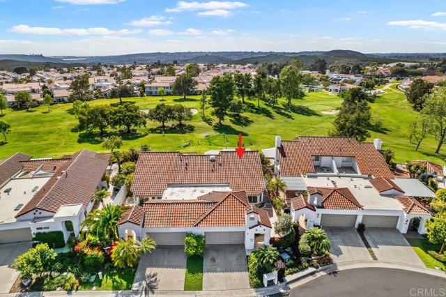 4905 Alicante Way, Oceanside CA: https://media.crmls.org/mediaz/d76c6192-48c1-43e2-9f7e-58da78abef65.jpg
