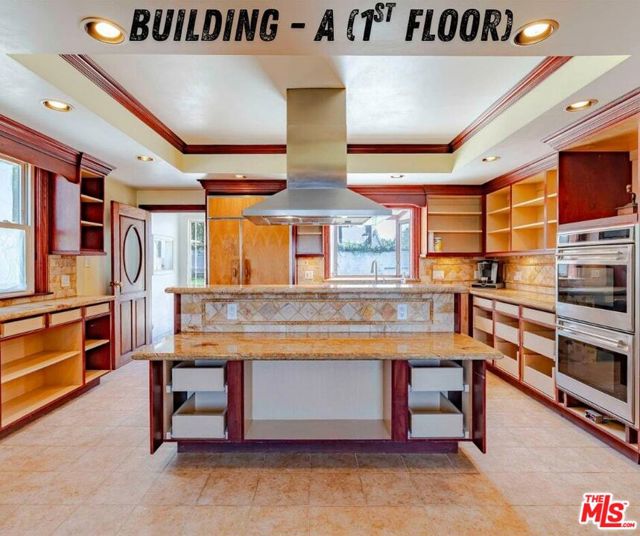 5706 Pioneer Boulevard, Whittier CA: https://media.crmls.org/mediaz/d76cc9e8-d51f-4a10-9f2d-e1f177695bbc.jpg
