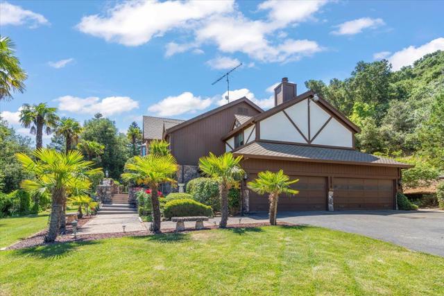 2155 Lilac Lane, Morgan Hill CA: https://media.crmls.org/mediaz/d76d74ef-98b1-4243-8f6b-ffc3858583bf.jpg