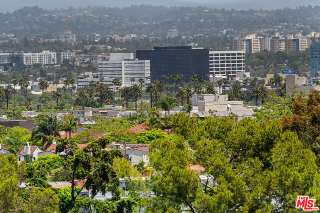 2142 Century Park Lane, Los Angeles CA: https://media.crmls.org/mediaz/d76da595-eb7d-49ce-a360-a5fa32d43ac5.jpg
