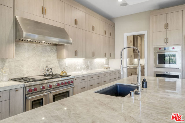 11848 N Hillsborough Lane, Porter Ranch CA: https://media.crmls.org/mediaz/d76ea9eb-5fcf-4046-9056-521044985dd3.jpg