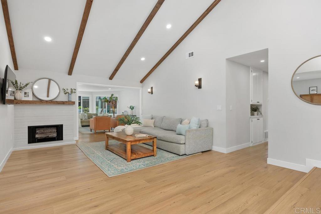 4185 Combe Way - photo 5