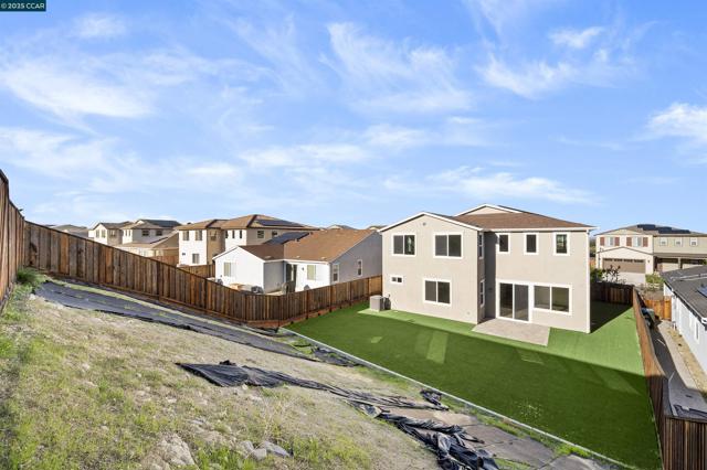 5541 Promontory Way, Antioch CA: https://media.crmls.org/mediaz/d76fdcbd-537a-4c5a-93fc-2143279b462a.jpg