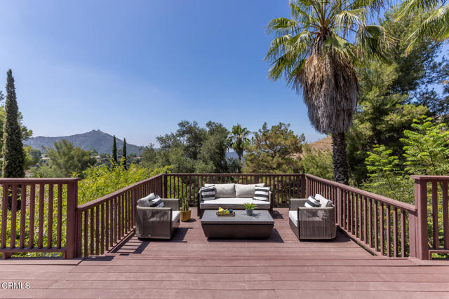 Detail Gallery Image 60 of 73 For 3643 Hampstead Rd, Glendale,  CA 91206 - 8 Beds | 6 Baths