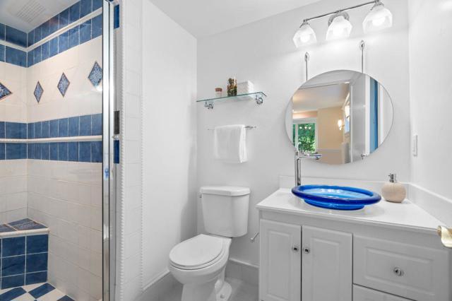 23447 Skyview Terrace, Los Gatos CA: https://media.crmls.org/mediaz/d771f220-5cad-45cf-857d-a4df6a15a81a.jpg