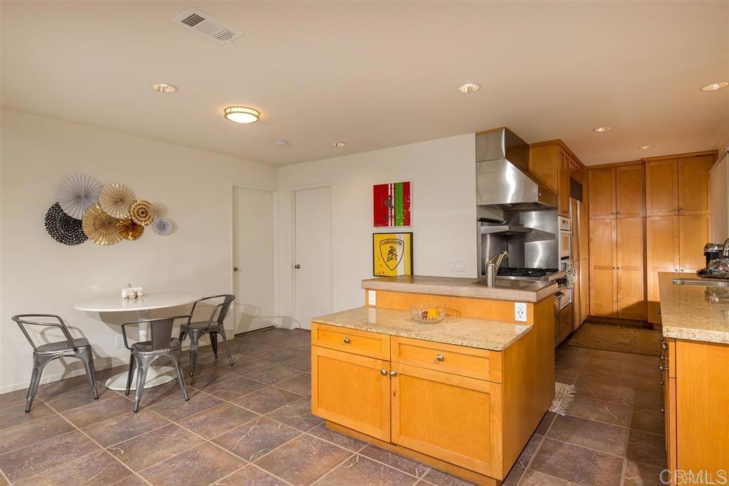 251 Glaucus Street - photo 8