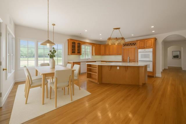 5422 Schulmeyer Gulch Road, Yreka CA: https://media.crmls.org/mediaz/d7725f89-3abd-4879-8cfc-fd46c0df1ace.jpg