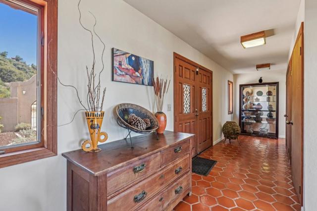 16420 Soda Springs Road, Los Gatos CA: https://media.crmls.org/mediaz/d7737b54-c316-4225-b2ce-f6570a0b0d0b.jpg