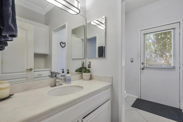 Image 29 of 31 For 40346 Barington Drive