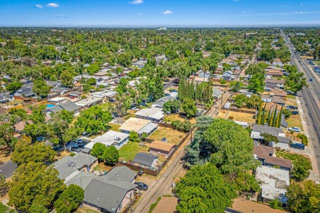 312 Oakshire Avenue, Modesto CA: https://media.crmls.org/mediaz/d7746c44-df54-4659-9aa4-df79eb8da7c6.jpg