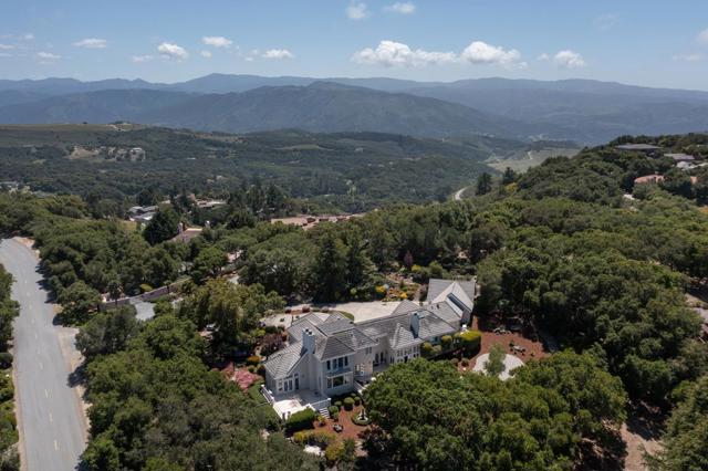 26048 Paseo Del Sur, Monterey CA: https://media.crmls.org/mediaz/d775028b-22f1-42f8-9881-d22deea2fc00.jpg