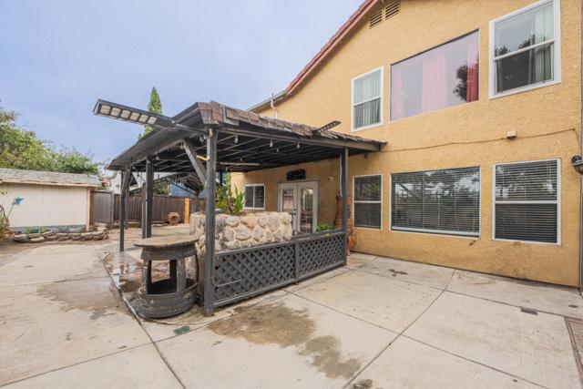 1454 Madrone Drive, Salinas CA: https://media.crmls.org/mediaz/d7757adc-d5b2-4869-acae-f71520fc6a80.jpg