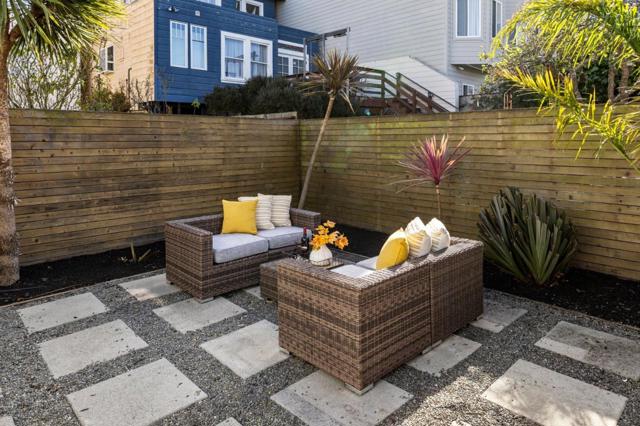 6423 California Street, San Francisco CA: https://media.crmls.org/mediaz/d775ba75-c809-4fec-98fa-308e2e96c88a.jpg