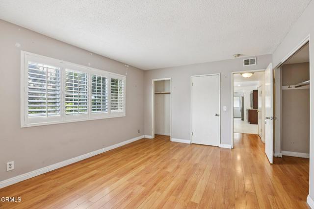 Detail Gallery Image 16 of 39 For 10856 Topeka Dr, Porter Ranch,  CA 91326 - 5 Beds | 4 Baths