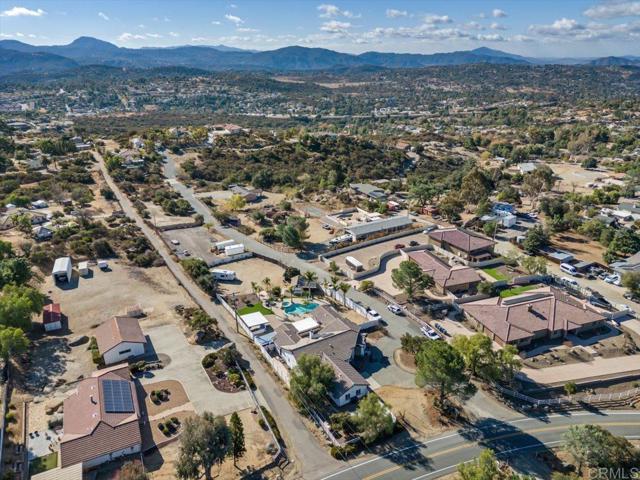 Image 68 of 74 For 3029 Victoria Drive