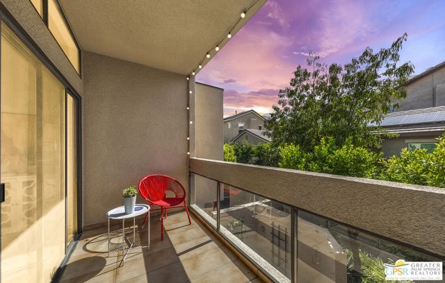475 Village Square, Palm Springs CA: https://media.crmls.org/mediaz/d77618fd-bfb2-4596-a005-9ac45102e60f.jpg