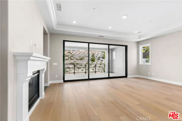 20517 W Deer Grass Court, Porter Ranch CA: https://media.crmls.org/mediaz/d776691d-77ef-477c-b8a2-30e37f599483.jpg